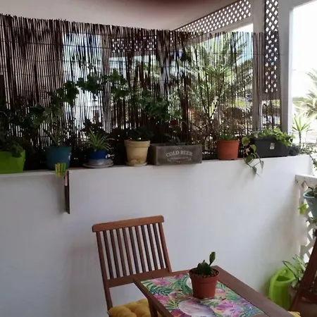 Casa Esmeralda - Cozy With Swimming Pool